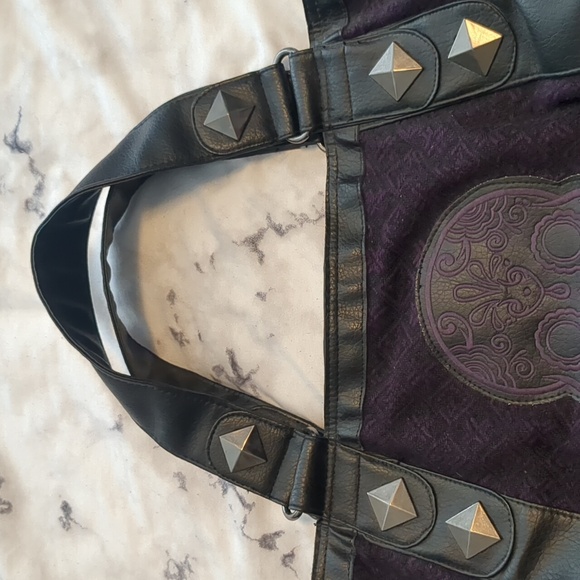 Loungefly xl weekender shoulder bag - Picture 3 of 9